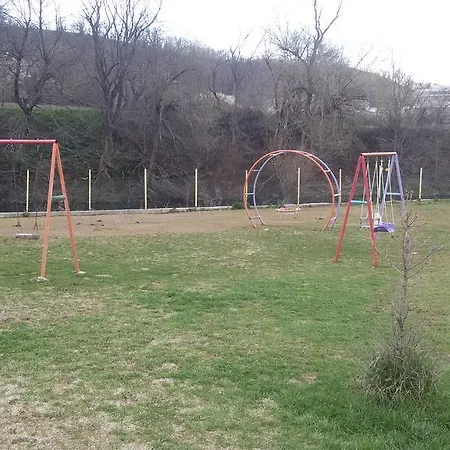 פארק נופש Holiday Village Bukovo